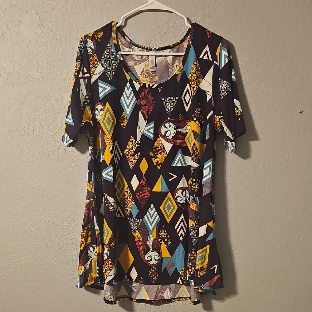 LuLaRoe Sally Perfect T Short Sleeve Top - Picture 1 of 5